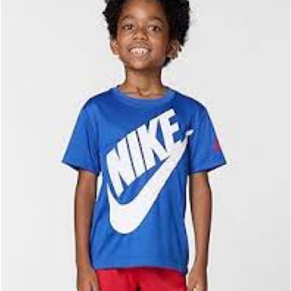 Nike Boys Blue Athletic Cut TShirt Tee The Nike Tee Size‎ M 6 5-6 Years